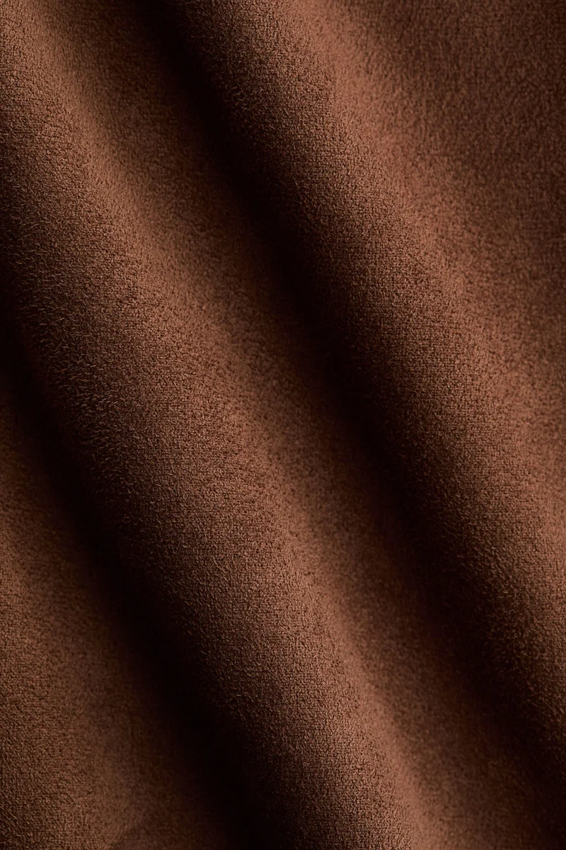 اتش اند ام فستان ميدي بدون أكمام